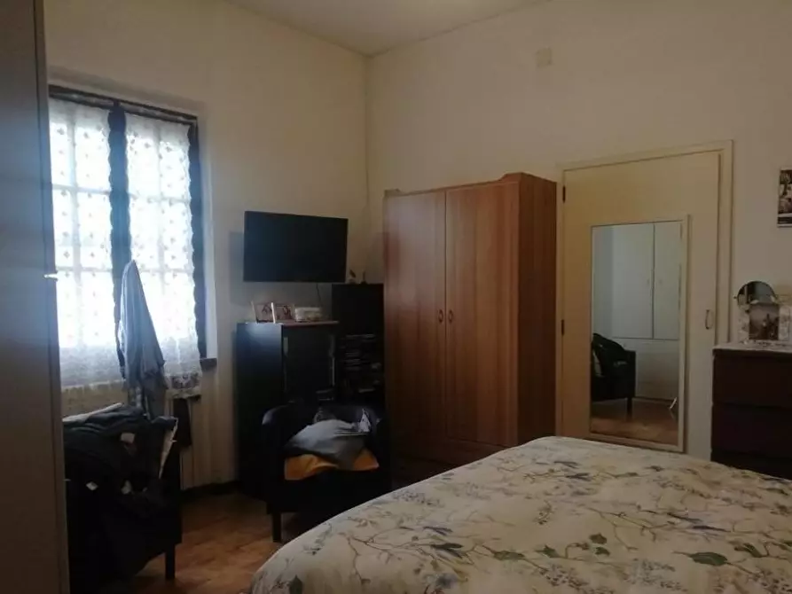 Immagine 9 di Casa indipendente in vendita  a Carrara