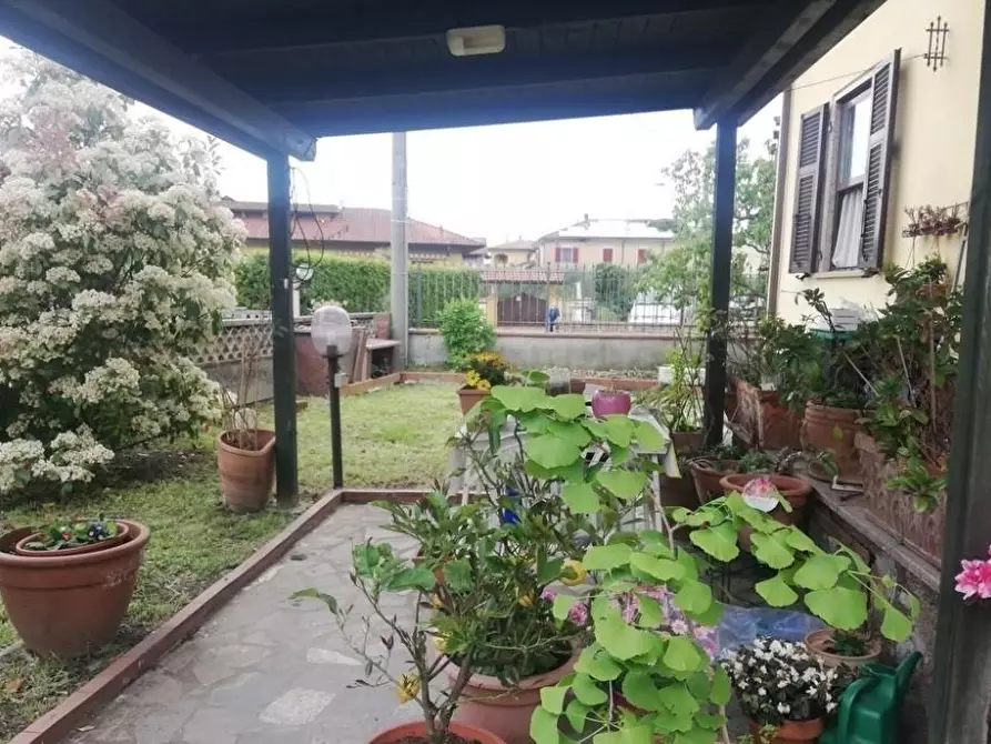 Immagine 12 di Casa indipendente in vendita  a Carrara