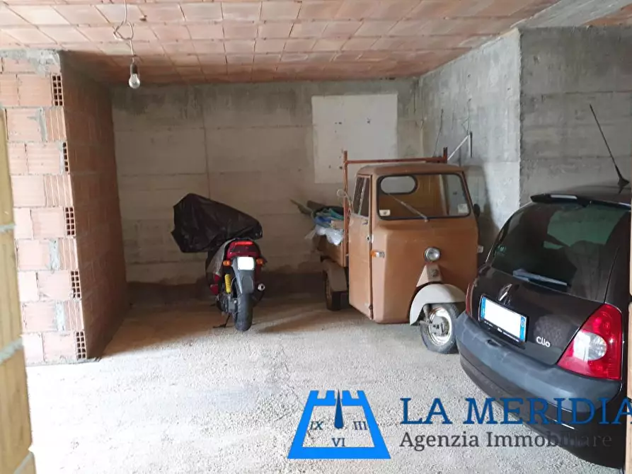 Immagine 9 di Villa in vendita  a Larciano