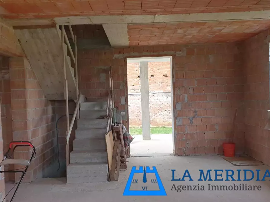 Immagine 11 di Villa in vendita  a Larciano