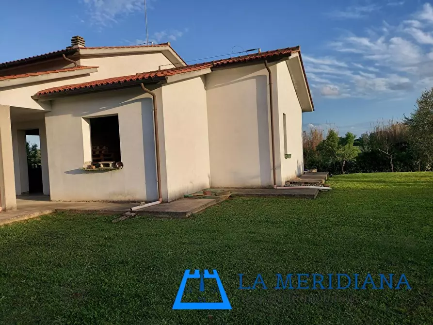 Immagine 16 di Villa in vendita  a Larciano