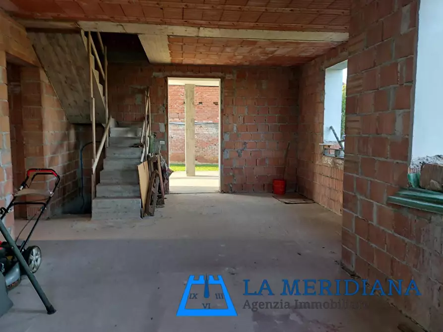 Immagine 19 di Villa in vendita  a Larciano