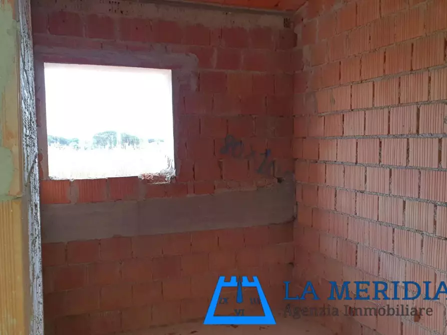 Immagine 12 di Villa in vendita  a Larciano