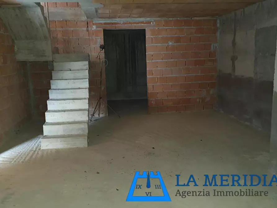 Immagine 8 di Villa in vendita  a Larciano