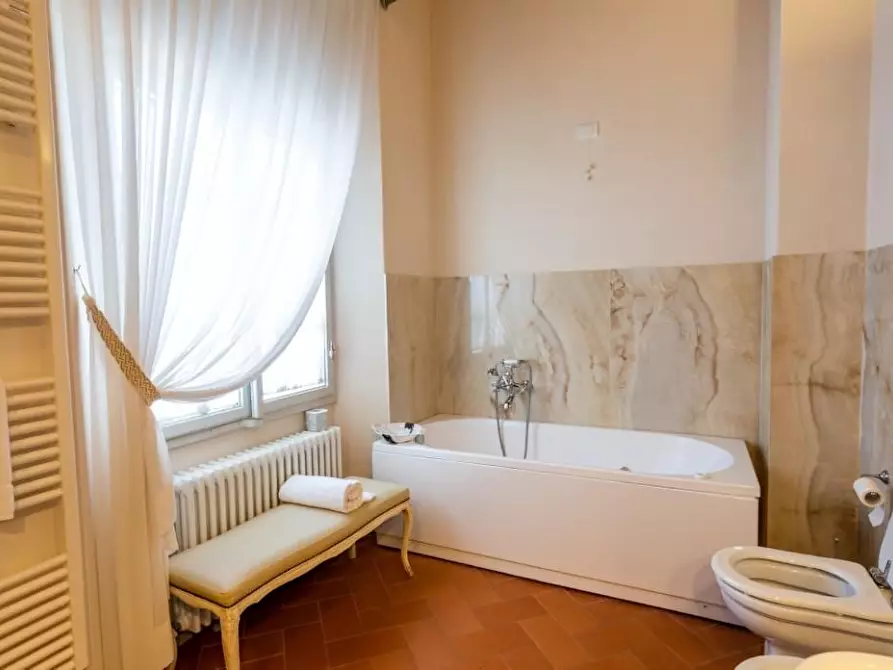 Immagine 39 di Immobile di prestigio in vendita  a Pisa