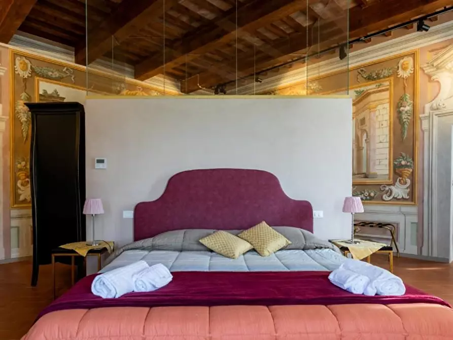 Immagine 13 di Immobile di prestigio in vendita  a Pisa