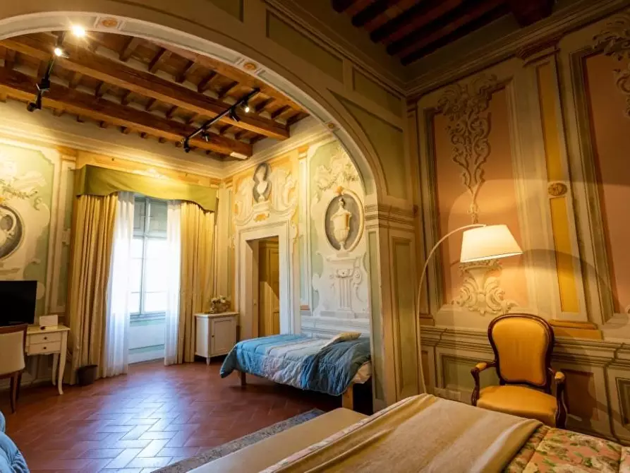 Immagine 36 di Immobile di prestigio in vendita  a Pisa