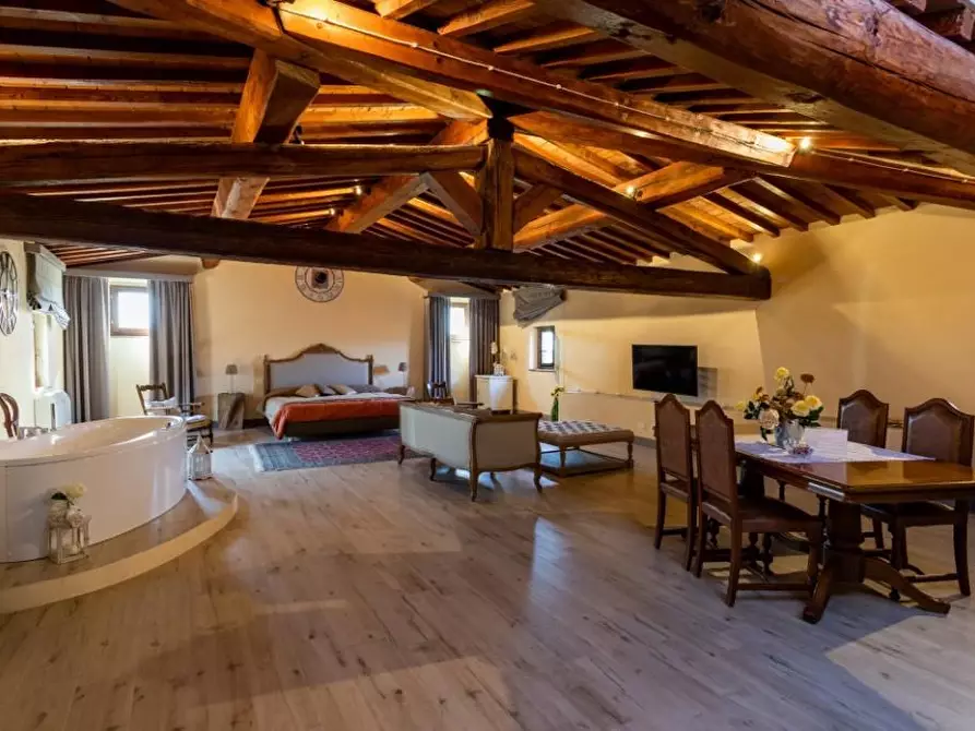 Immagine 27 di Immobile di prestigio in vendita  a Pisa