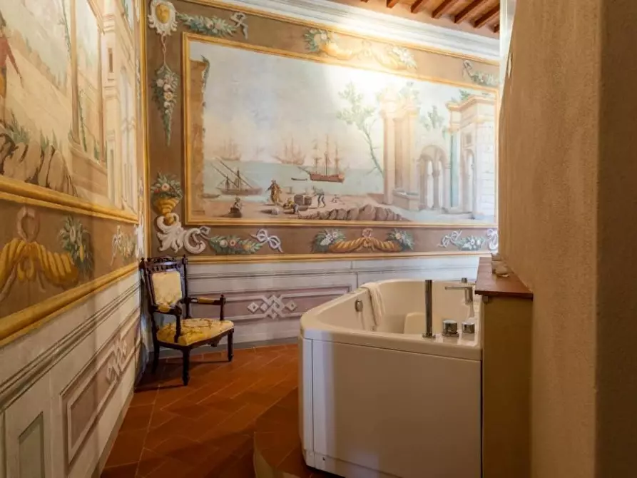 Immagine 15 di Immobile di prestigio in vendita  a Pisa