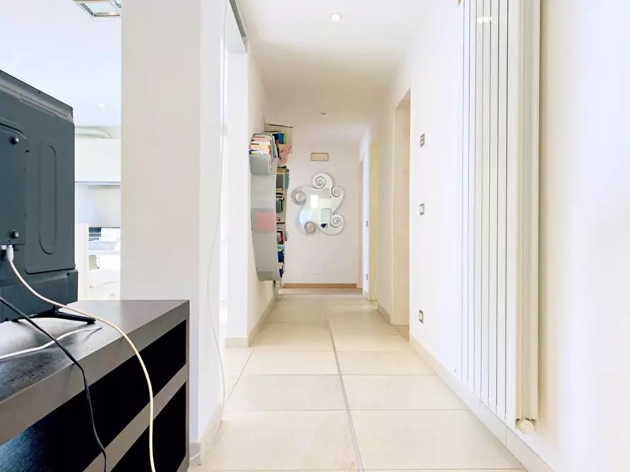 Immagine 14 di Villa in vendita  a Camaiore