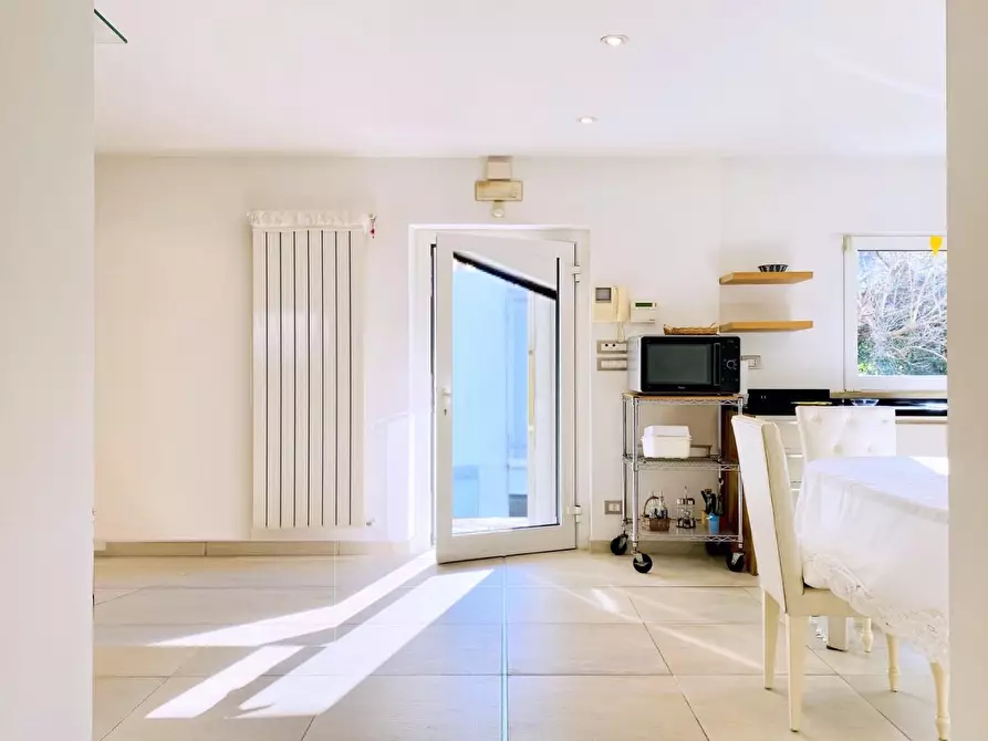 Immagine 35 di Villa in vendita  a Camaiore