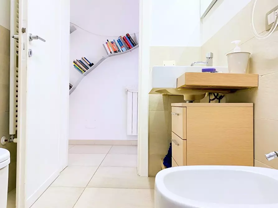 Immagine 22 di Villa in vendita  a Camaiore