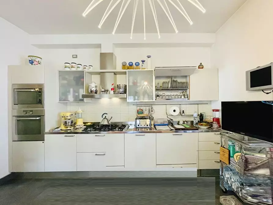 Immagine 44 di Villa in vendita  a Camaiore