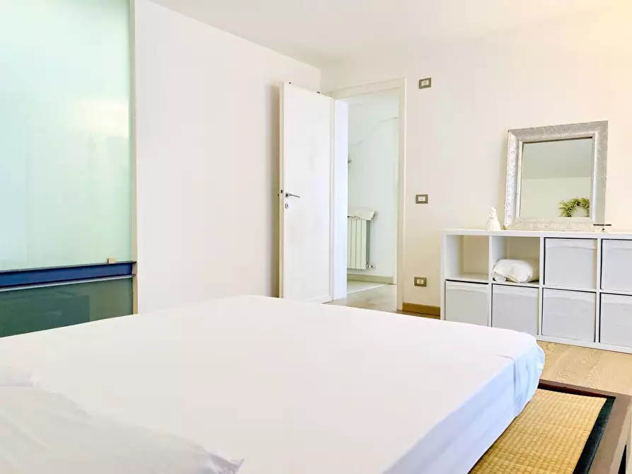 Immagine 26 di Villa in vendita  a Camaiore