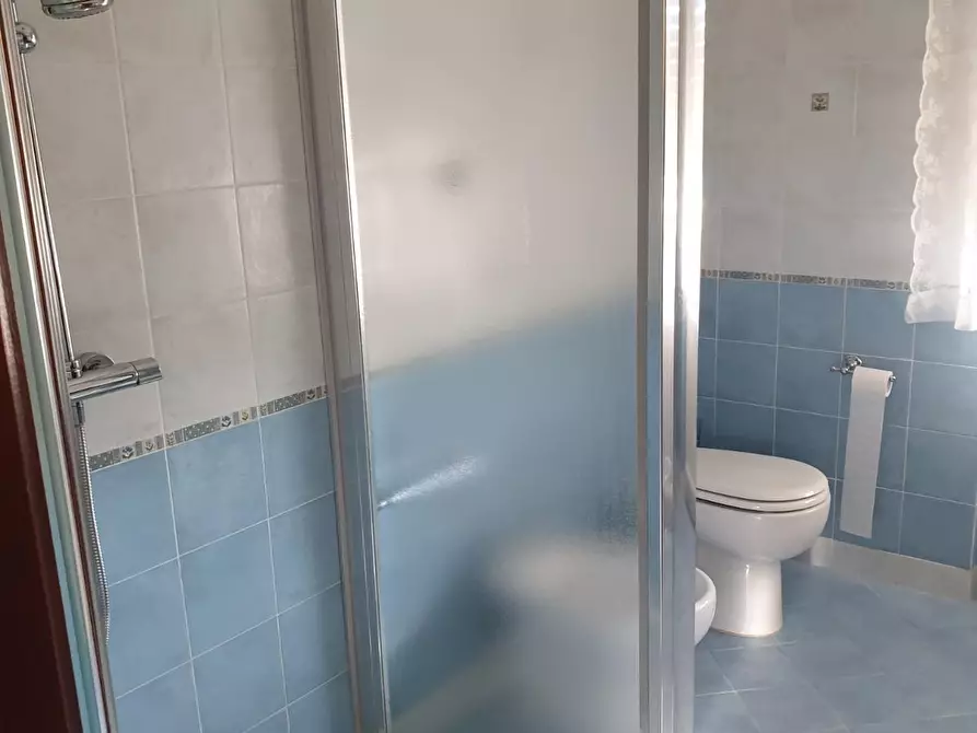 Immagine 24 di Villa in vendita  a Carrara