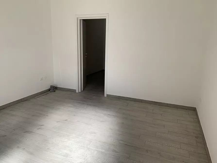 Immagine 3 di Ufficio in affitto  a Empoli