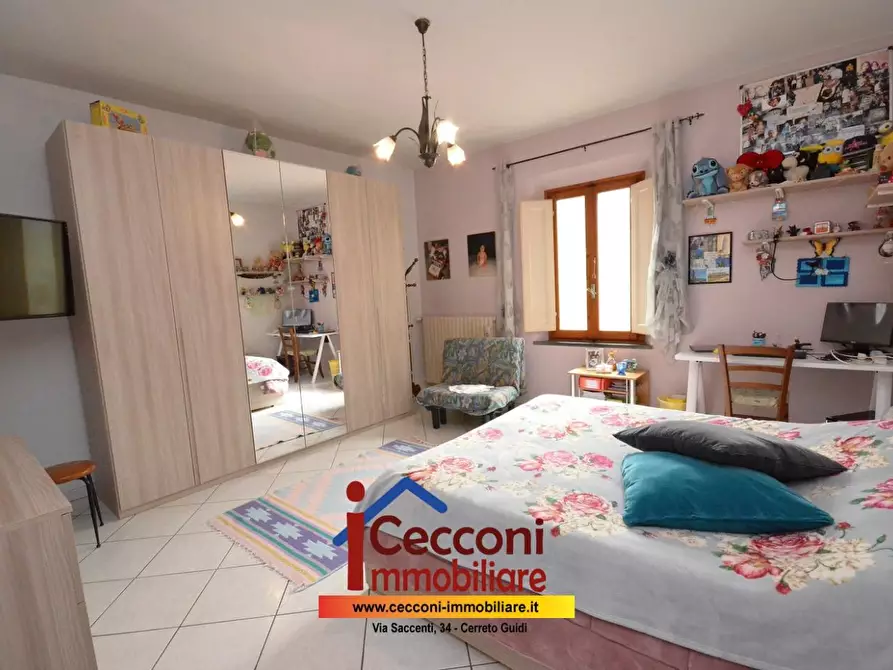 Immagine 11 di Casa semindipendente in vendita  a Vinci