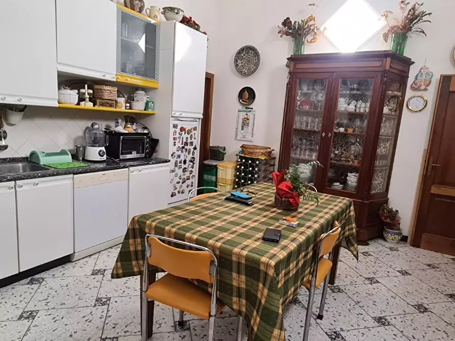 Immagine 7 di Appartamento in vendita  a Livorno