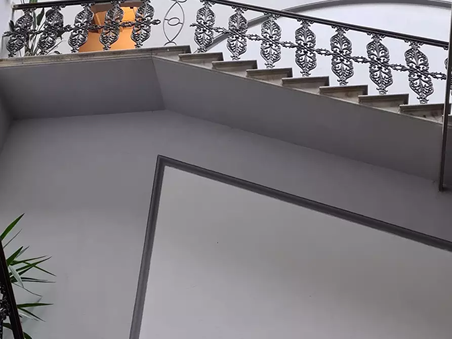 Immagine 25 di Appartamento in vendita  a Livorno