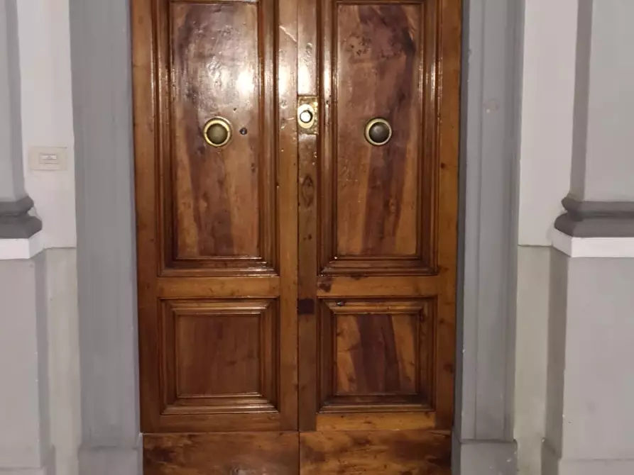 Immagine 24 di Appartamento in vendita  a Livorno