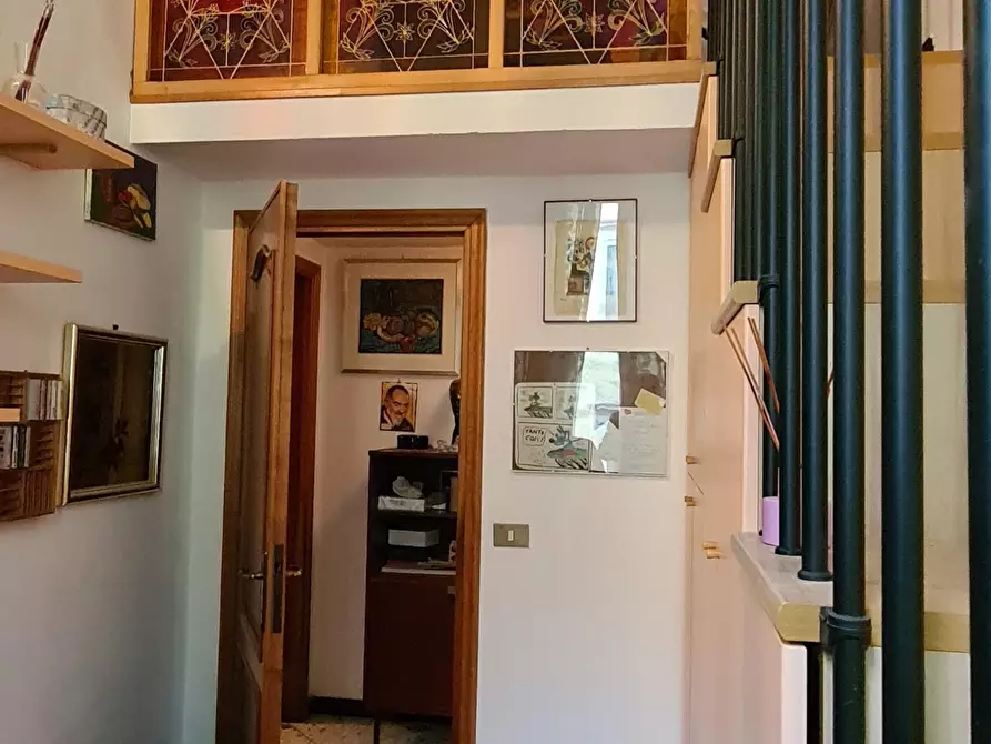 Immagine 23 di Appartamento in vendita  a Livorno