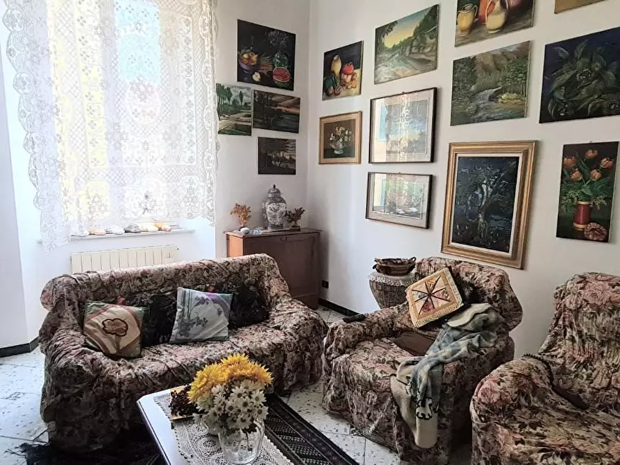 Immagine 11 di Appartamento in vendita  a Livorno