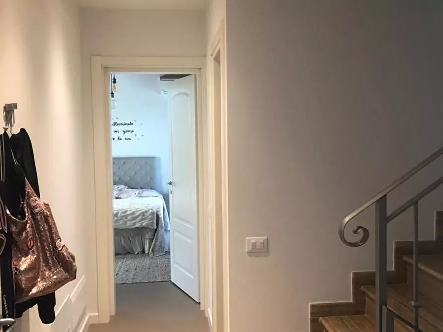 Immagine 17 di Casa trifamiliare in vendita  a Montignoso