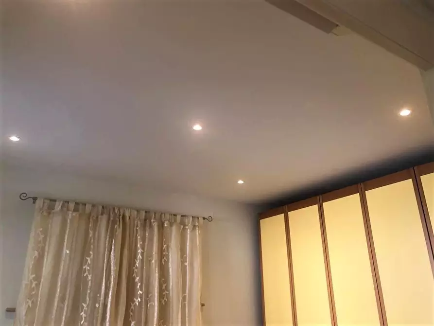 Immagine 51 di Casa trifamiliare in vendita  a Montignoso