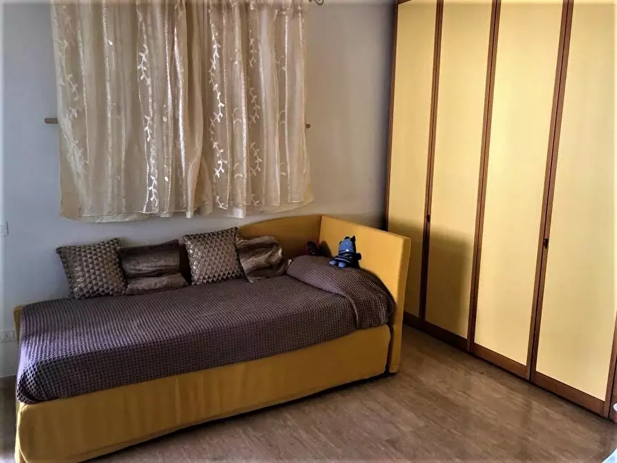 Immagine 49 di Casa trifamiliare in vendita  a Montignoso