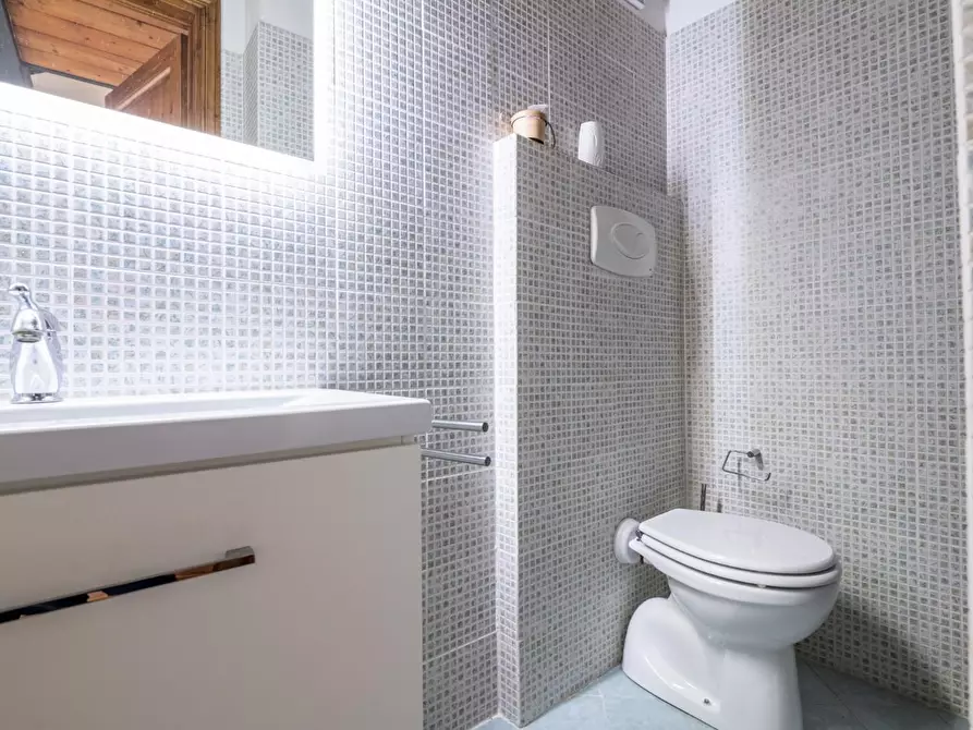 Immagine 11 di Terratetto in vendita  a Cascina