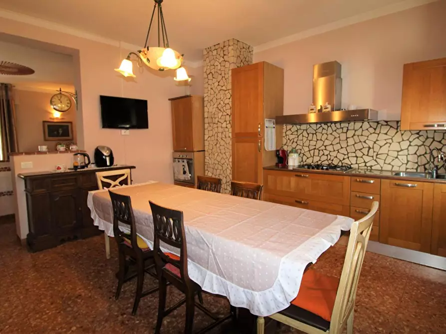 Immagine 7 di Appartamento in vendita  a Pontedera