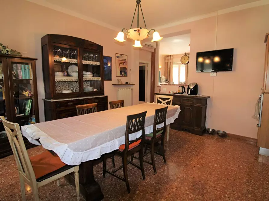 Immagine 8 di Appartamento in vendita  a Pontedera