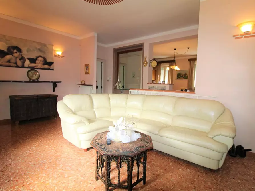 Immagine 2 di Appartamento in vendita  a Pontedera