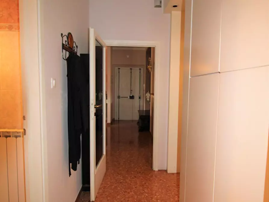 Immagine 16 di Appartamento in vendita  a Pontedera