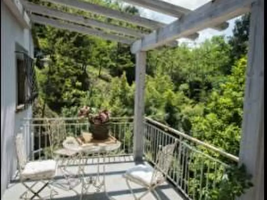 Immagine 6 di Casa colonica in vendita  a Vinci