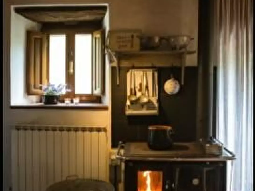 Immagine 13 di Casa colonica in vendita  a Vinci