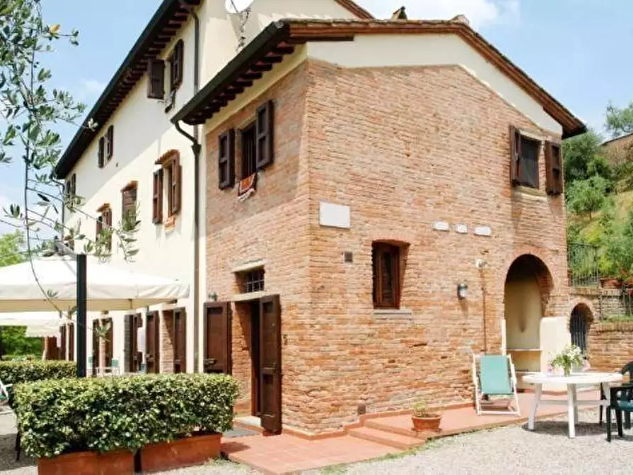 Immagine 27 di Villa in vendita  a Pontedera