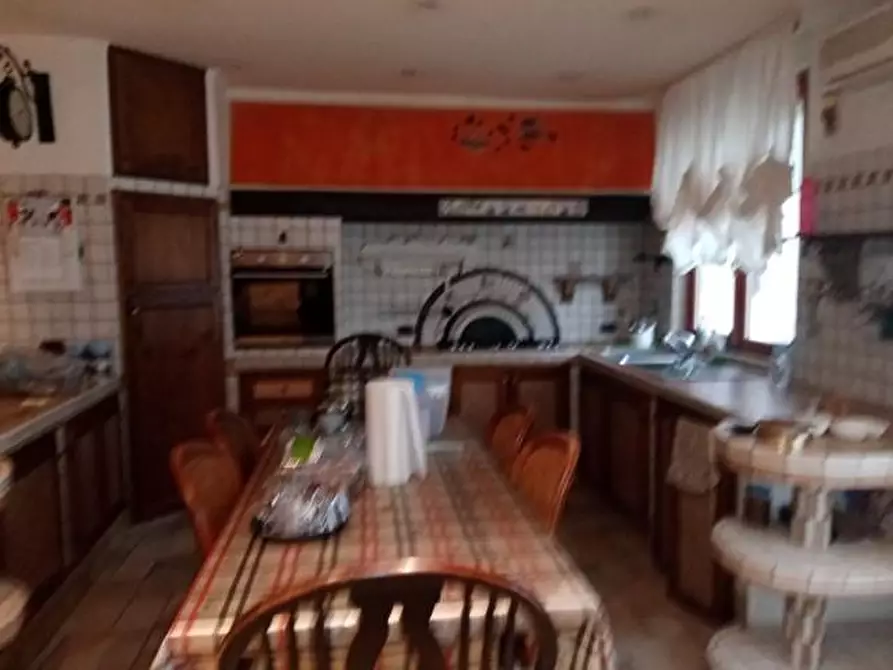 Immagine 6 di Villetta a schiera in vendita  a Tresana