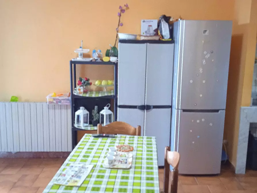 Immagine 3 di Appartamento in vendita  a Carrara