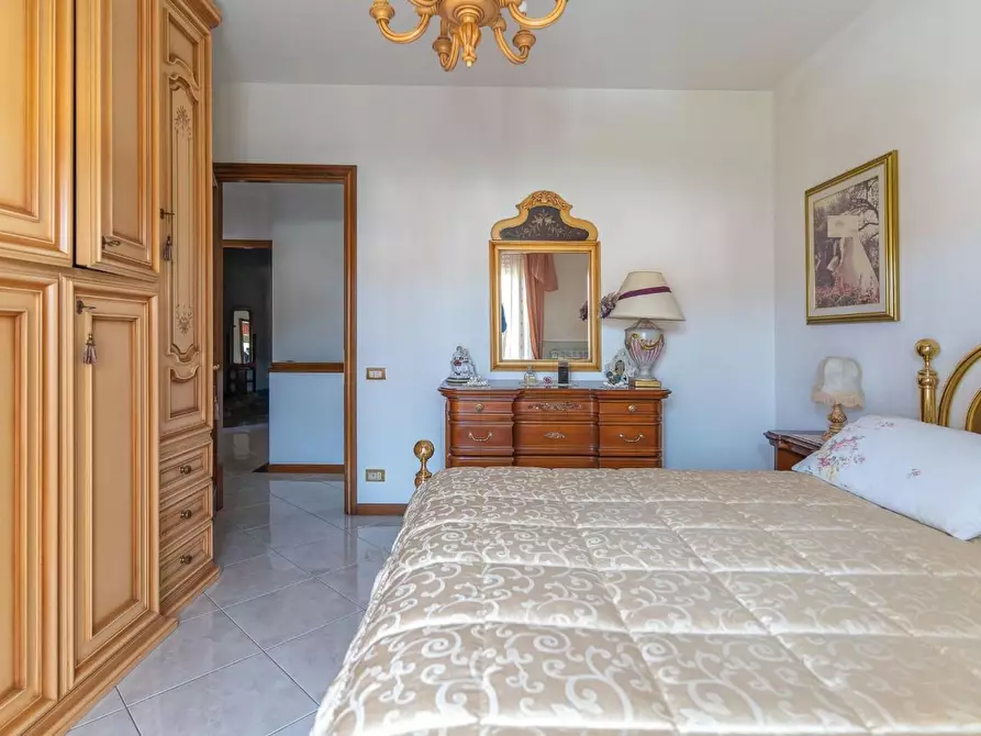 Immagine 26 di Appartamento in vendita  a Certaldo