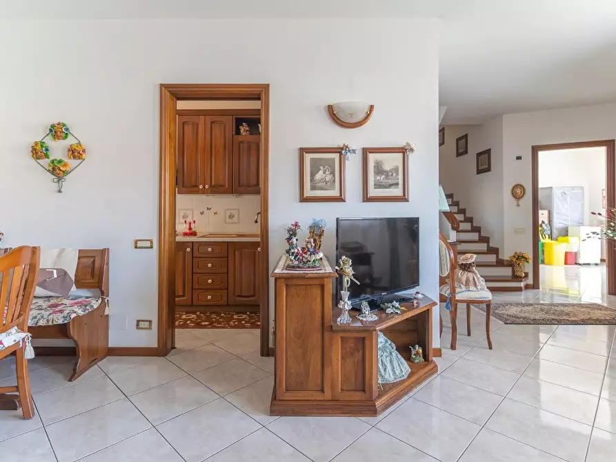 Immagine 5 di Appartamento in vendita  a Certaldo