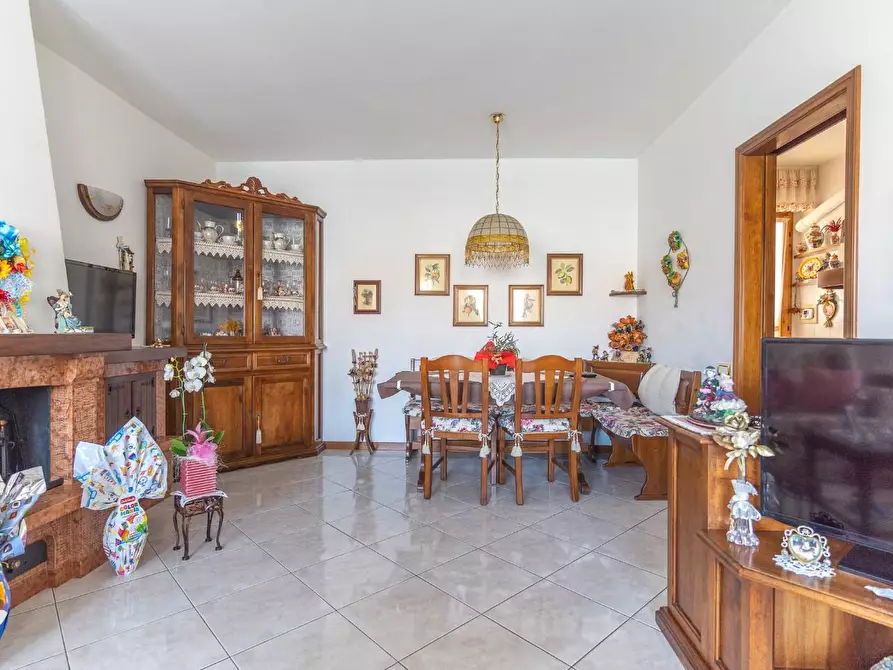 Immagine 4 di Appartamento in vendita  a Certaldo