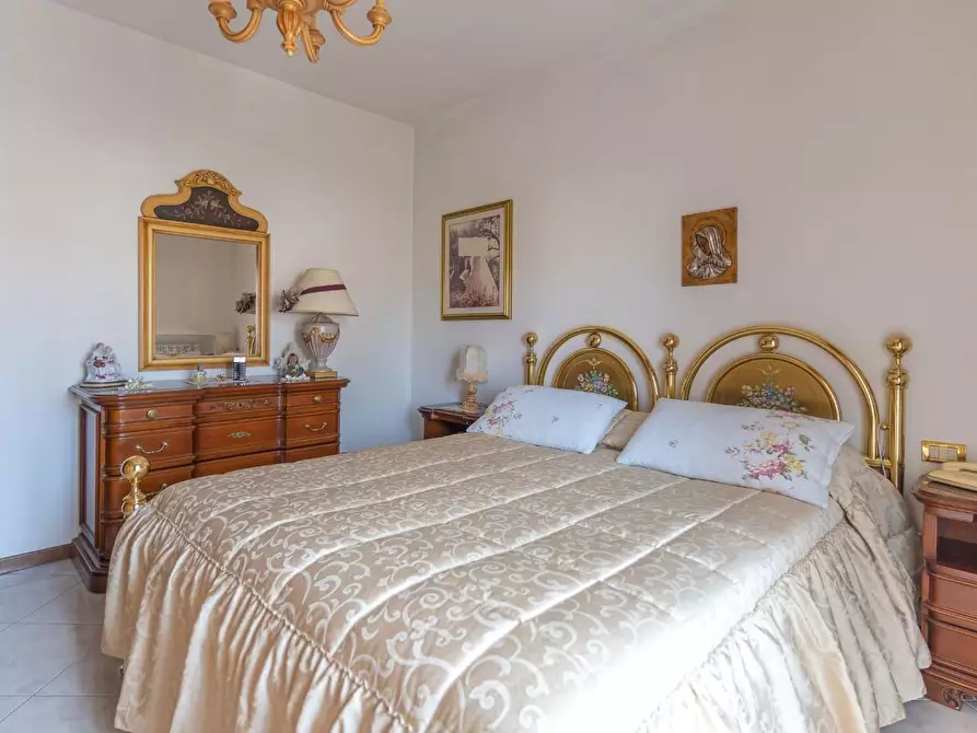 Immagine 25 di Appartamento in vendita  a Certaldo