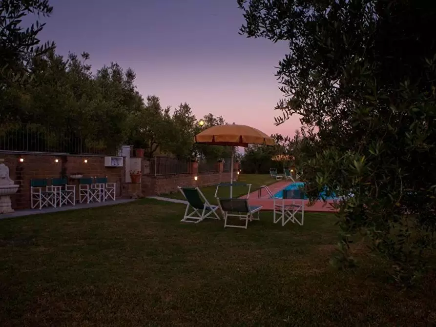 Immagine 13 di Agriturismo in vendita  a Pontedera