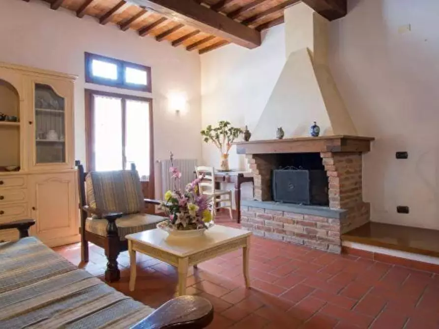 Immagine 21 di Agriturismo in vendita  a Pontedera