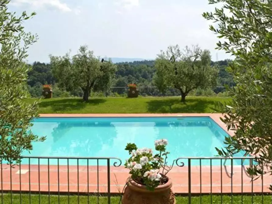 Immagine 12 di Agriturismo in vendita  a Pontedera