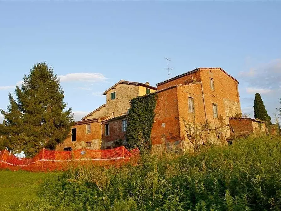 Immagine 1 di Casa colonica in vendita  a Castelnuovo Berardenga