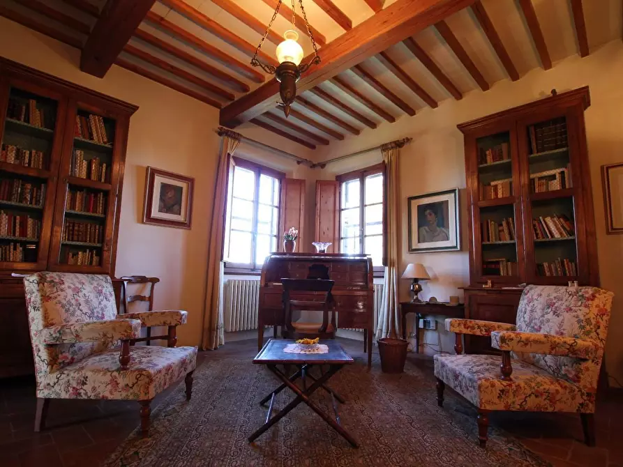 Immagine 12 di Casa colonica in vendita  a Fucecchio