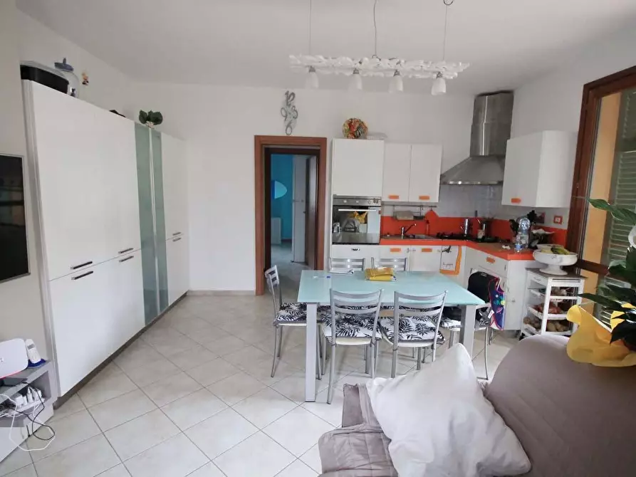 Immagine 3 di Appartamento in vendita  a Cerreto Guidi