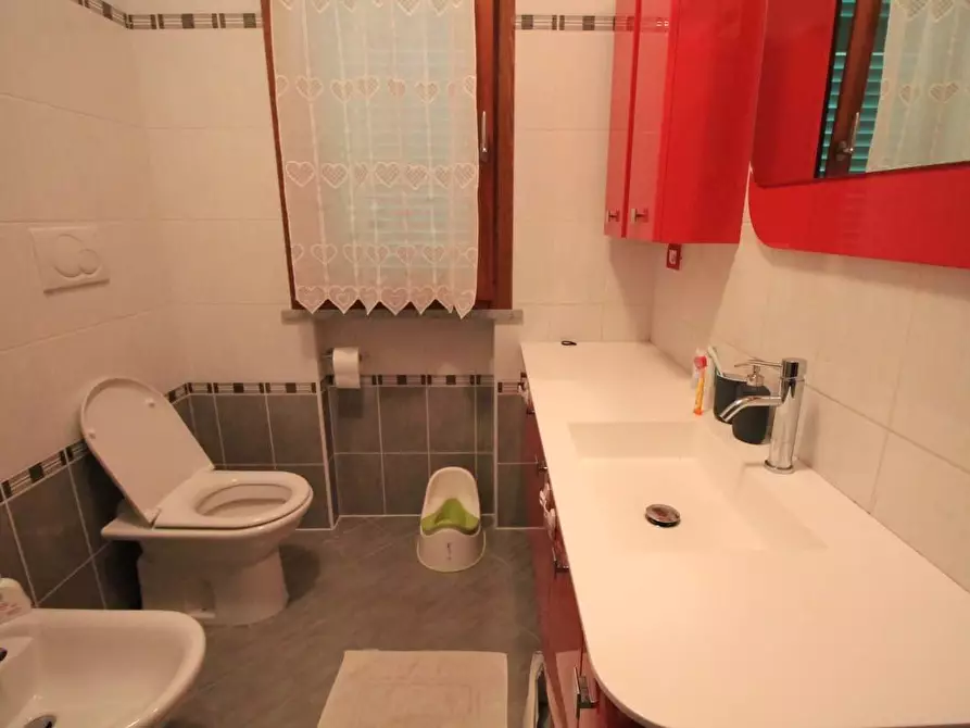 Immagine 10 di Appartamento in vendita  a Cerreto Guidi